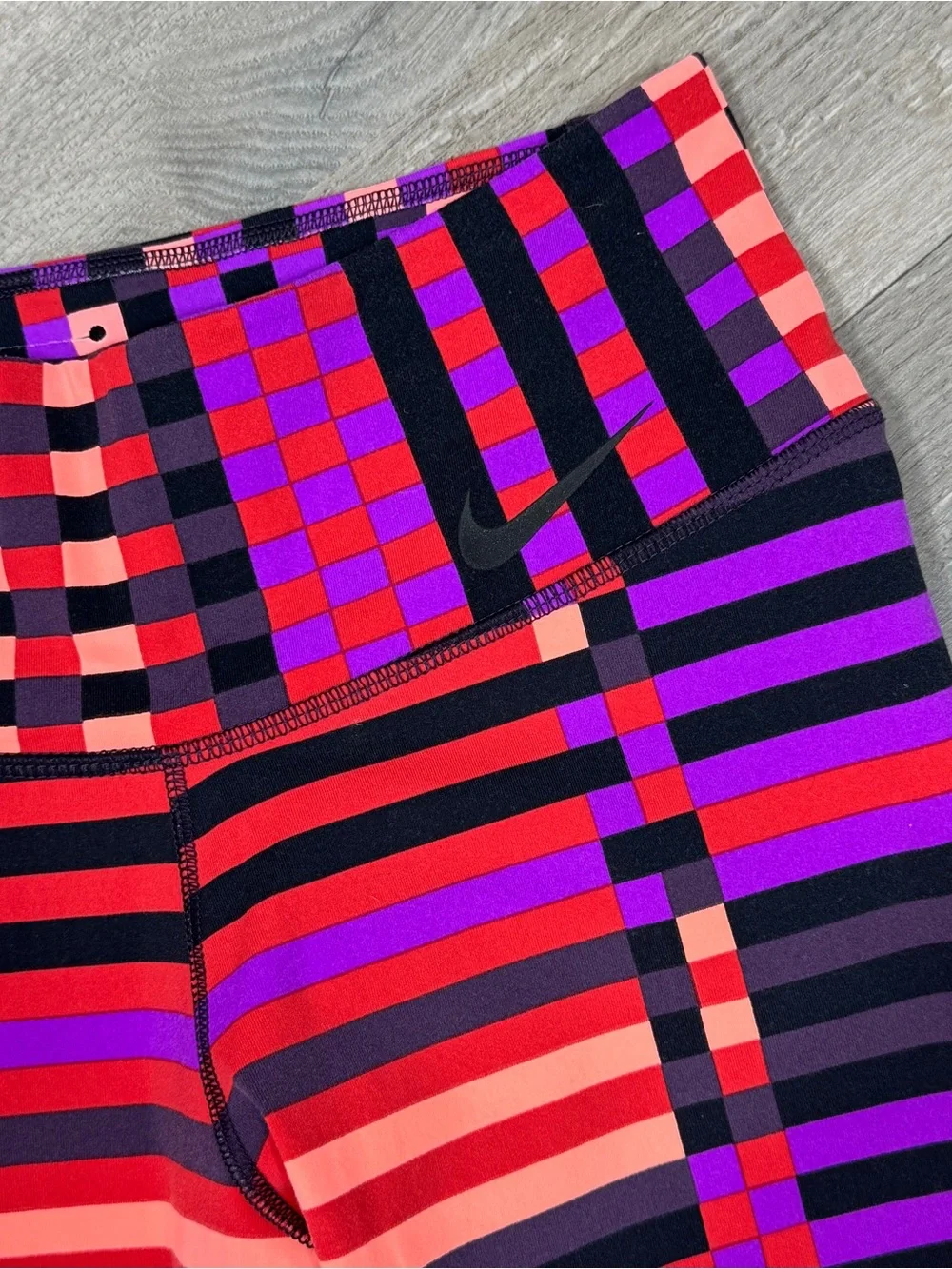 Nike Dri Fit Legendary Geometric Stripe Leggings Purple Multi XS Running Workout